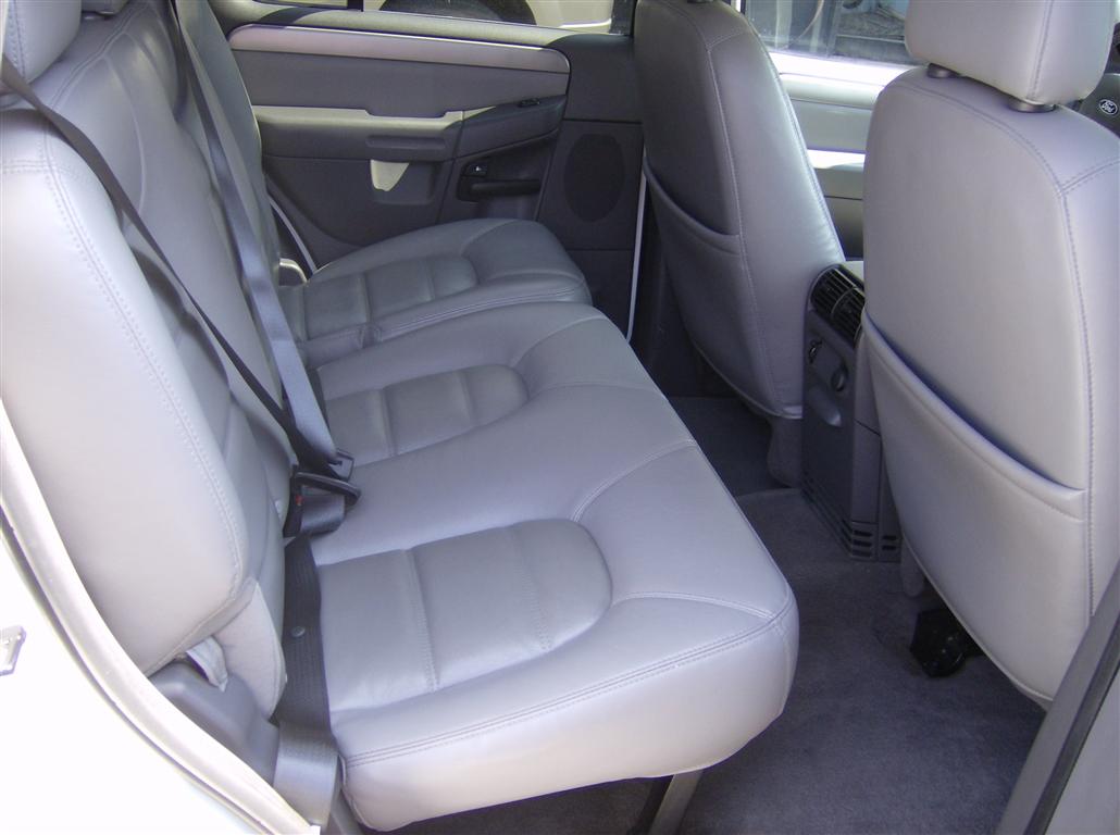 Pre-owned Car Explorer XLTFord