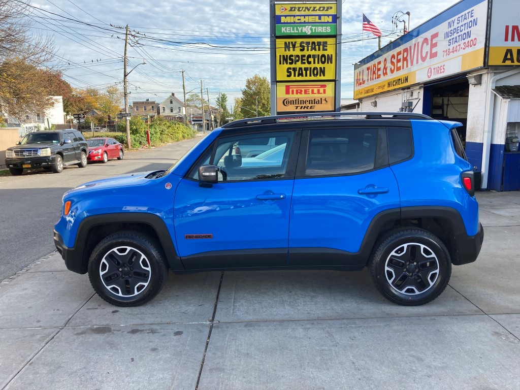 Used 2015 Jeep Renegade Trailhawk 4x4 SUV 13,690.00