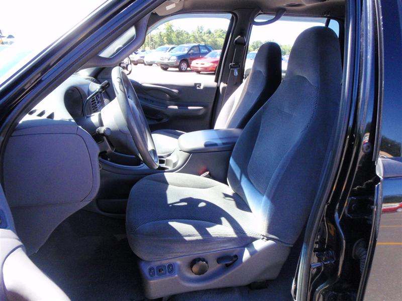 2000 Ford Expedition XLT Sport Utility 4WD for sale in Brooklyn, NY