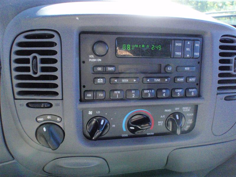 2000 Ford Expedition XLT Sport Utility 4WD for sale in Brooklyn, NY