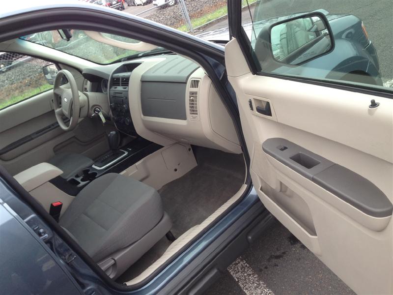 Pre-owned Car EscapeFord