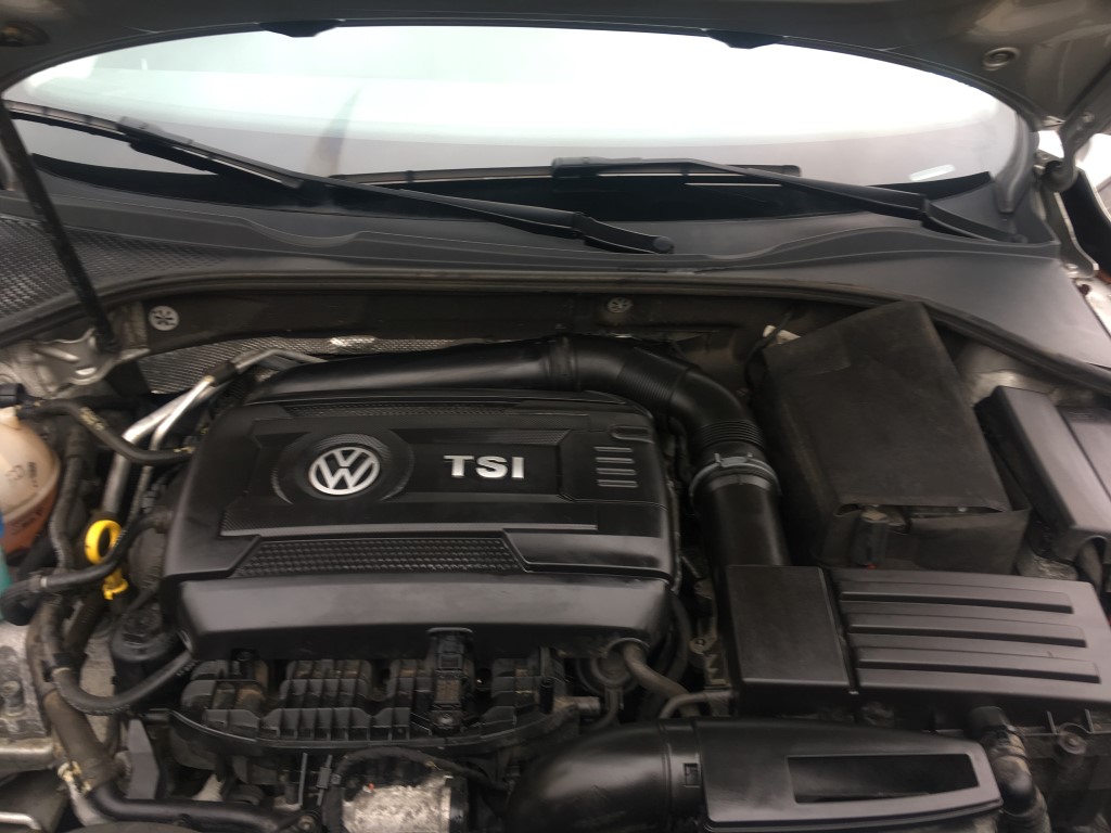 Used - Volkswagen Passat SE Sedan for sale in Staten Island NY