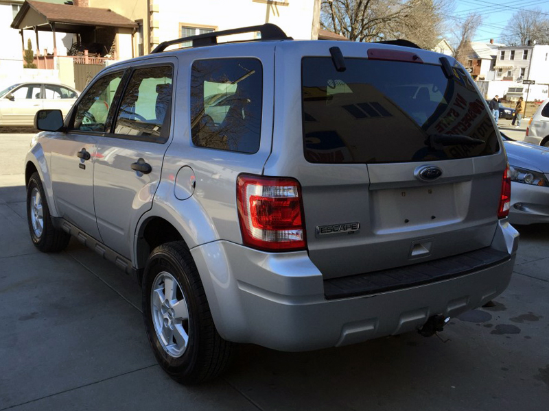 Used - Ford Escape XLT SPORT UTILITY 4-DR for sale in Staten Island NY