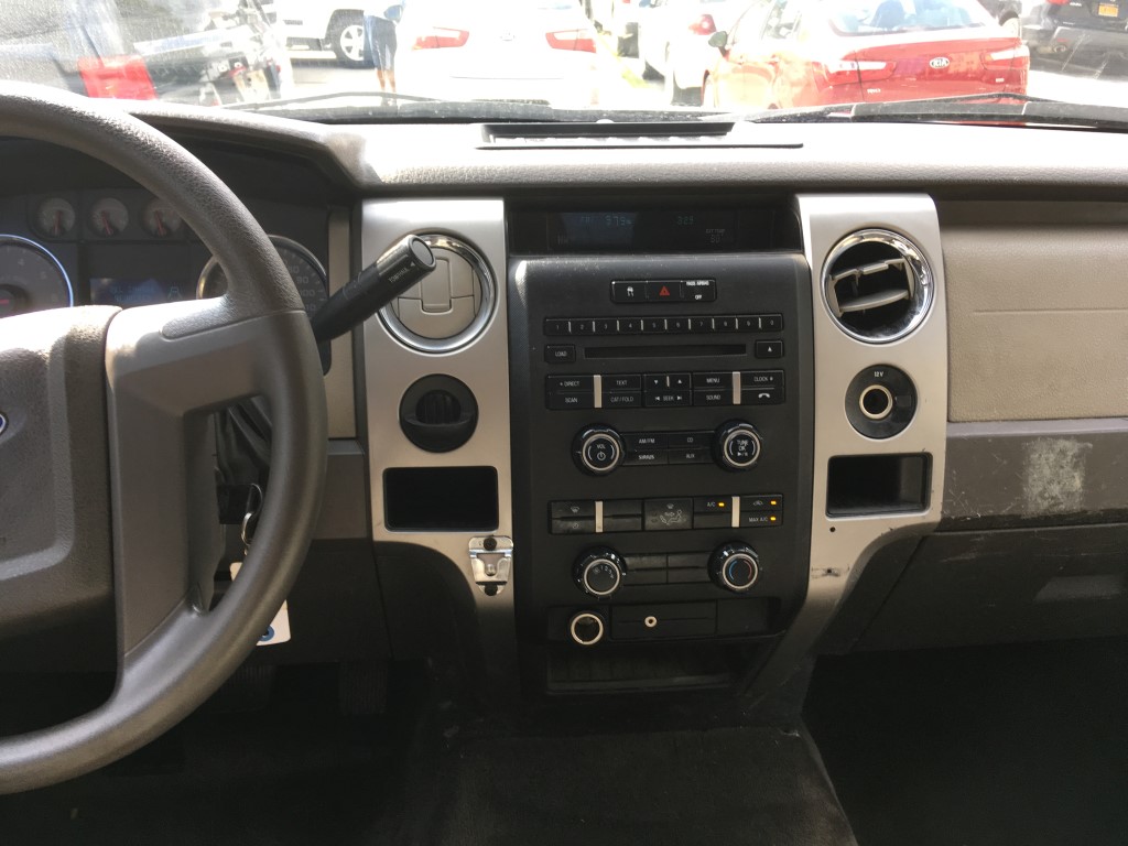 Used - Ford F-150 XLT Crew Cab Truck for sale in Staten Island NY