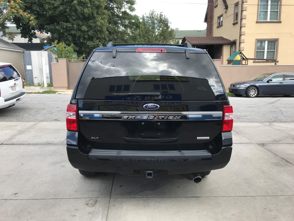 Used - Ford Expedition XLT SUV for sale in Staten Island NY