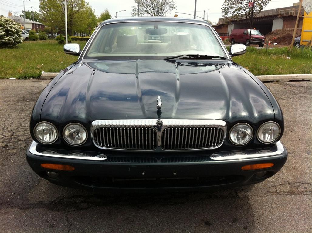 2001 Jaguar XJ8 Vanden Plas Sedan for sale in Brooklyn, NY