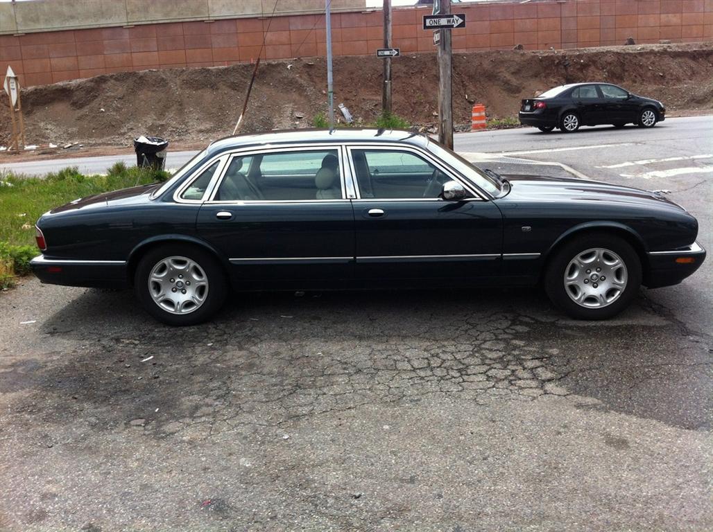 2001 Jaguar XJ8 Vanden Plas Sedan for sale in Brooklyn, NY