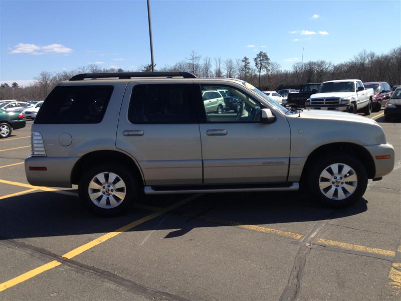 2007 Mercury Mountaineer Sport Utility AWD 3rd Row for sale in Brooklyn, NY