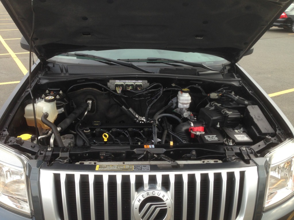 Pre-owned Car MarinerMercury