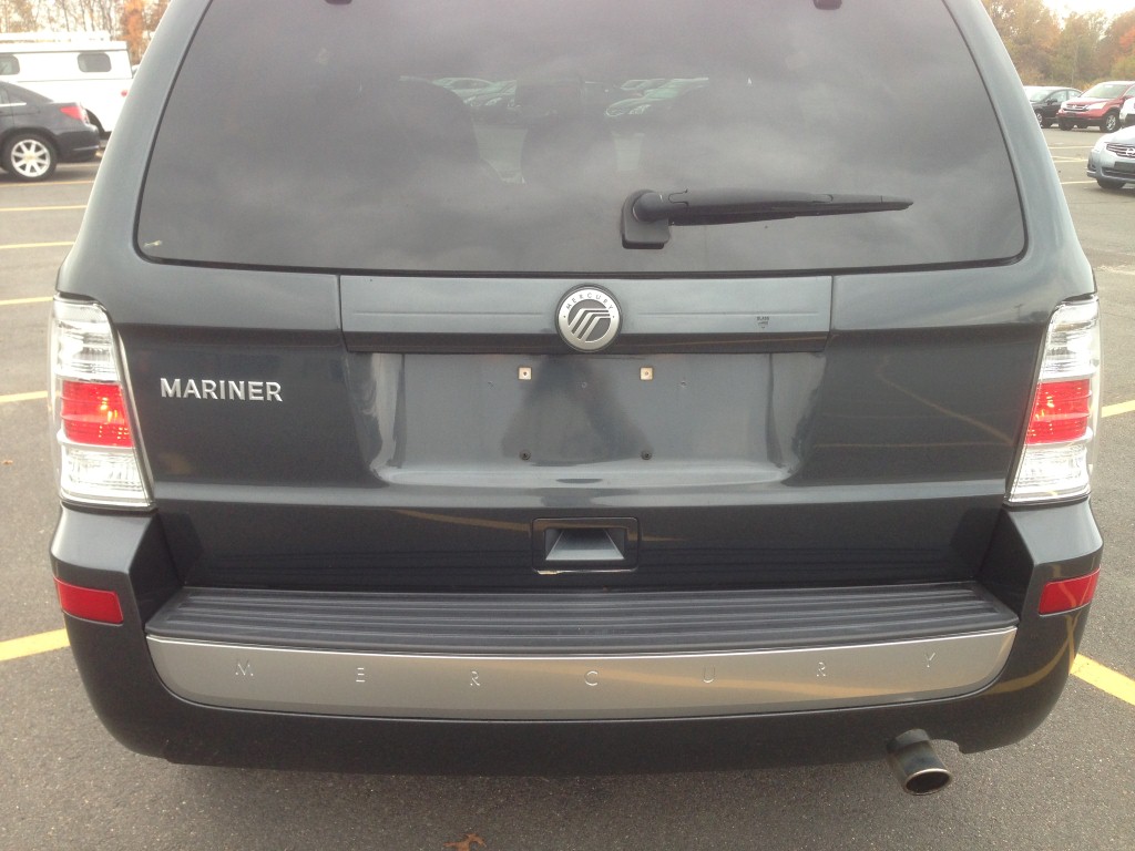 Pre-owned Car MarinerMercury