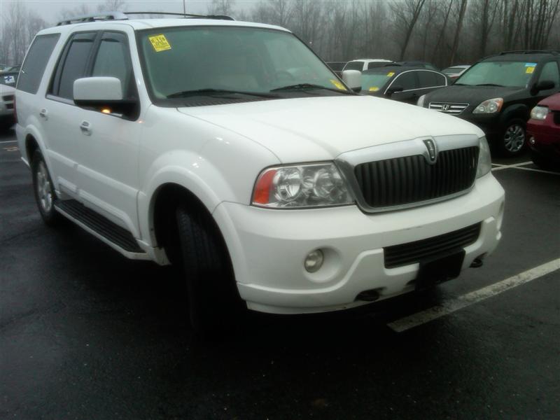 2003 Lincoln Navigator Sport Utility 4WD for sale in Brooklyn, NY