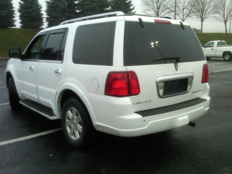 2003 Lincoln Navigator Sport Utility 4WD for sale in Brooklyn, NY