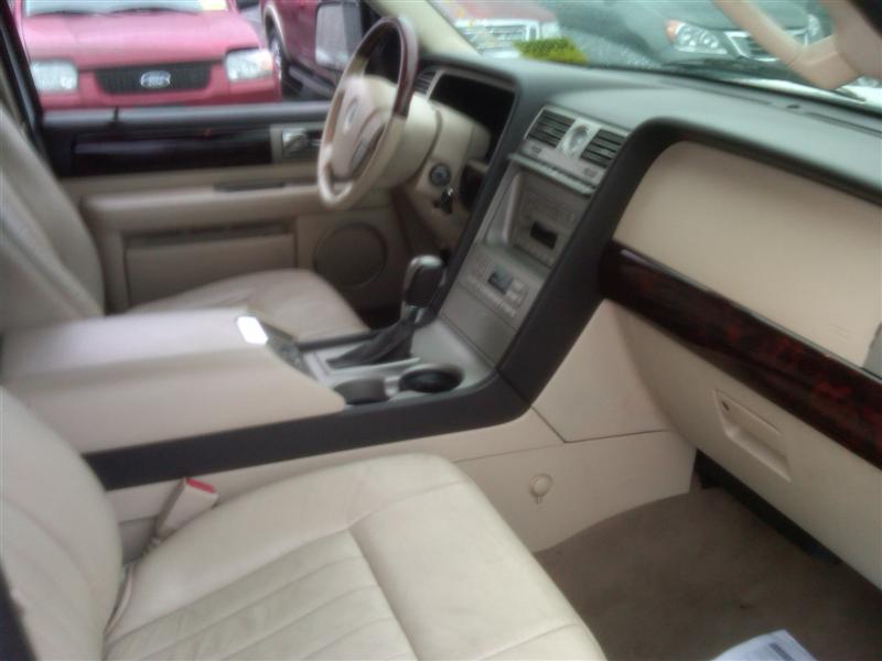 2003 Lincoln Navigator Sport Utility 4WD for sale in Brooklyn, NY