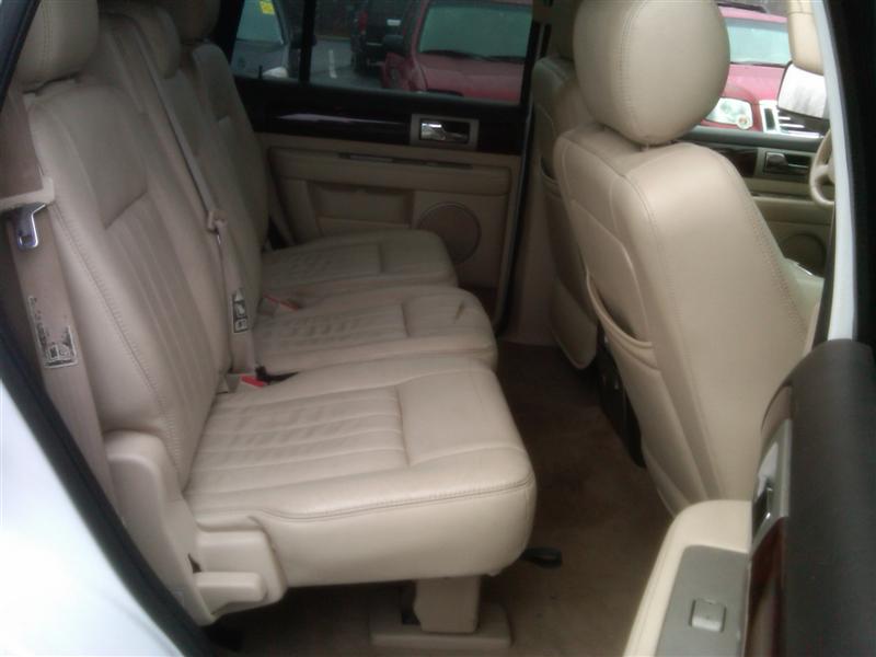 2003 Lincoln Navigator Sport Utility 4WD for sale in Brooklyn, NY