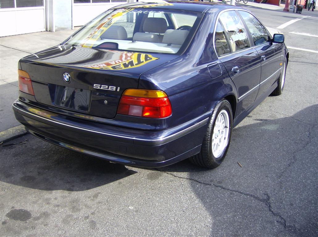 Used - BMW 528i Sedan for sale in Staten Island NY
