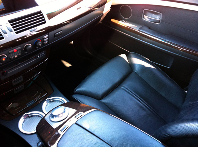 Pre-owned Car 745iBMW